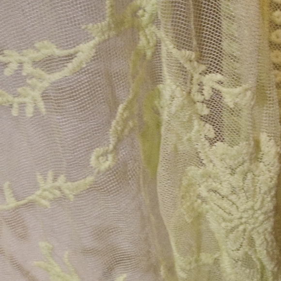 BCBG Generation Lime Green Sheer Tie Front Wrap Top O/S - Picture 4 of 6